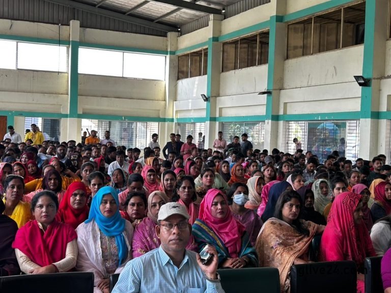 নারায়নগঞ্জ জেলার রুপগঞ্জ উপজেলা আওয়ামীলীগের ভোট প্রার্থনা কর্মী (ক্যাম্পেইনার) প্রশিক্ষণ অনুষ্ঠিত